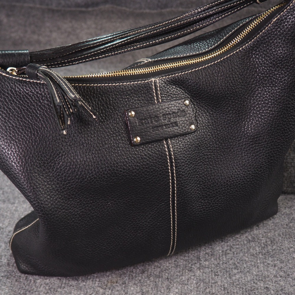 Kate Spade New York Hobo Shoulder Bag Black Pebbled Leather Contrast Stitch